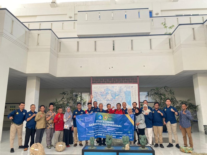 Foto bersama FTM di Universitas Hasanuddin